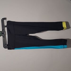 Lululemon Size 6 Capri Leggings, black with green blue, WP100